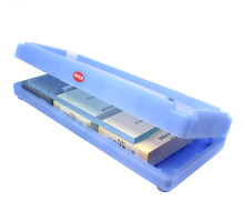 A set of three SHAPTON Pro stones for sharpening 320/2000/12000 grit 70x55x15mm and a box holder with glass for alignment